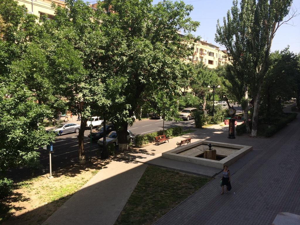 Your Home In Yerevan Room photo