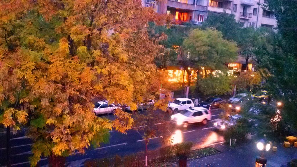 Your Home In Yerevan Exterior photo
